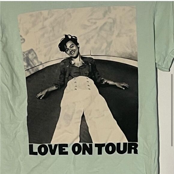 Gildan Harry Styles Love on Tour Mint T-Shirt - Picture 3 of 7